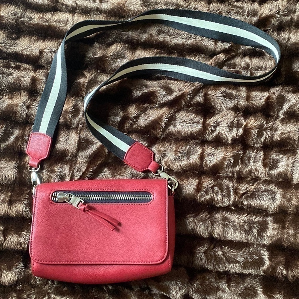 Express Red Crossbody Bag with Striped Strap